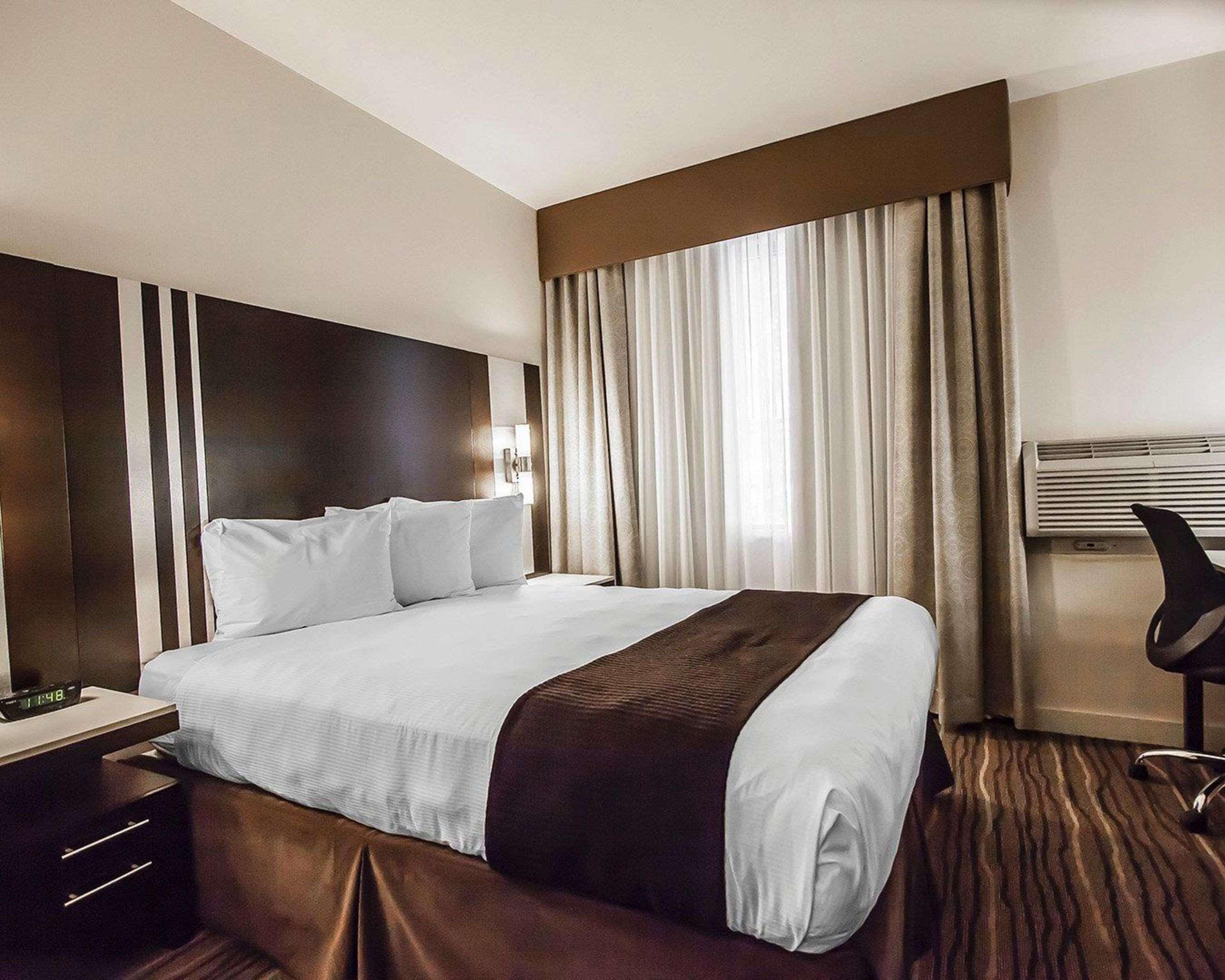 Quality Hotel Airport South Ричмънд Екстериор снимка