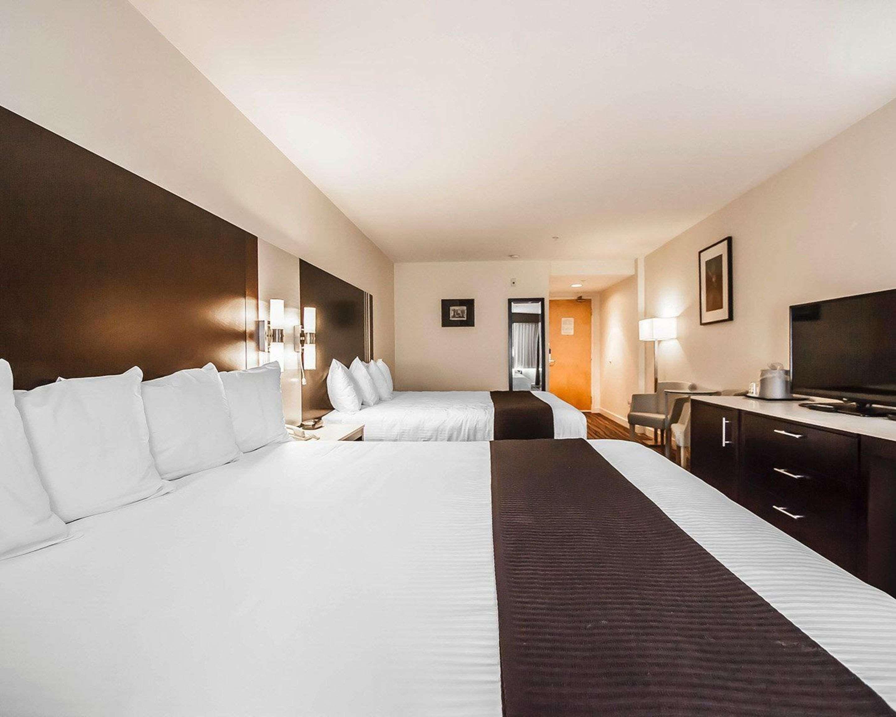 Quality Hotel Airport South Ричмънд Екстериор снимка