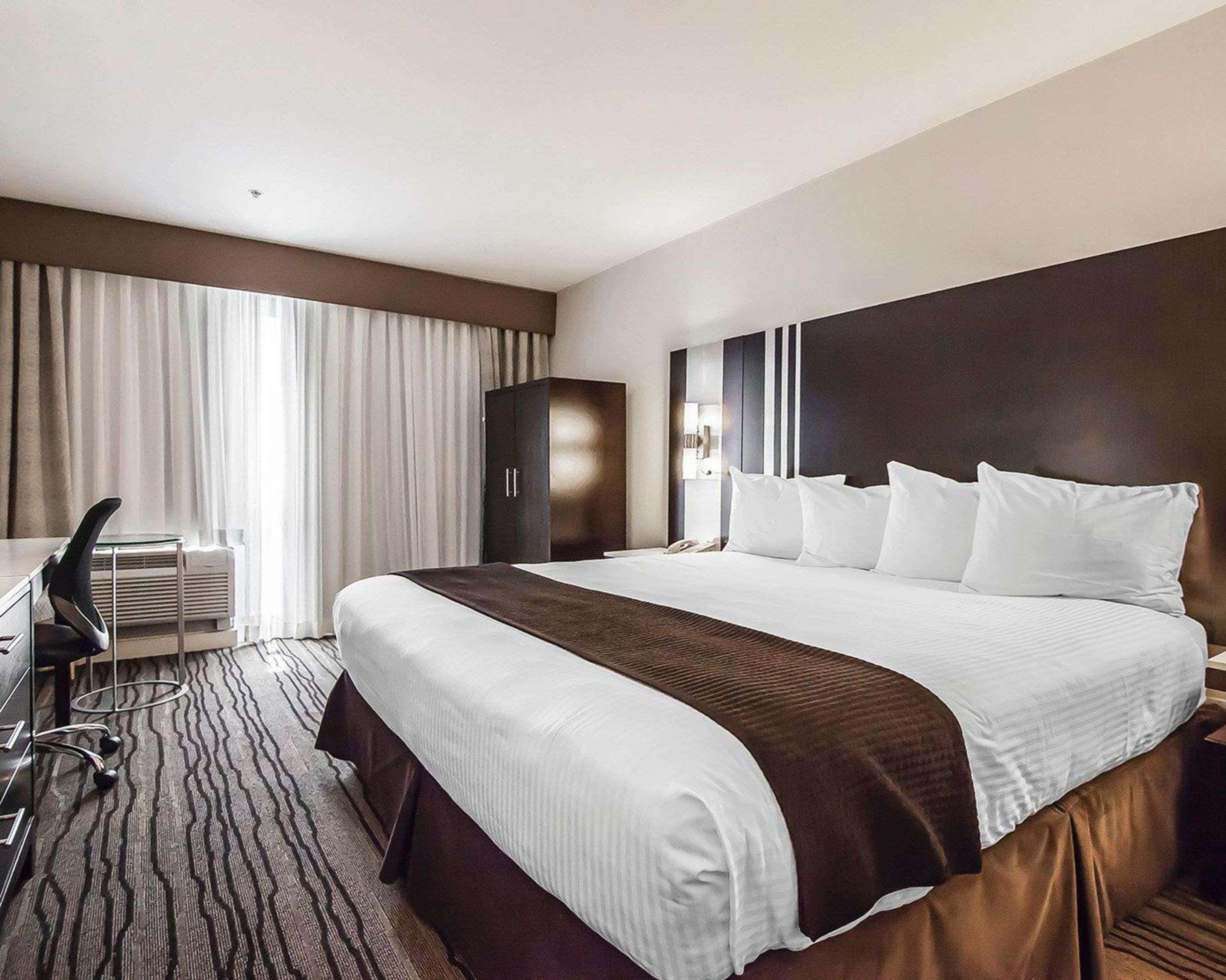 Quality Hotel Airport South Ричмънд Екстериор снимка