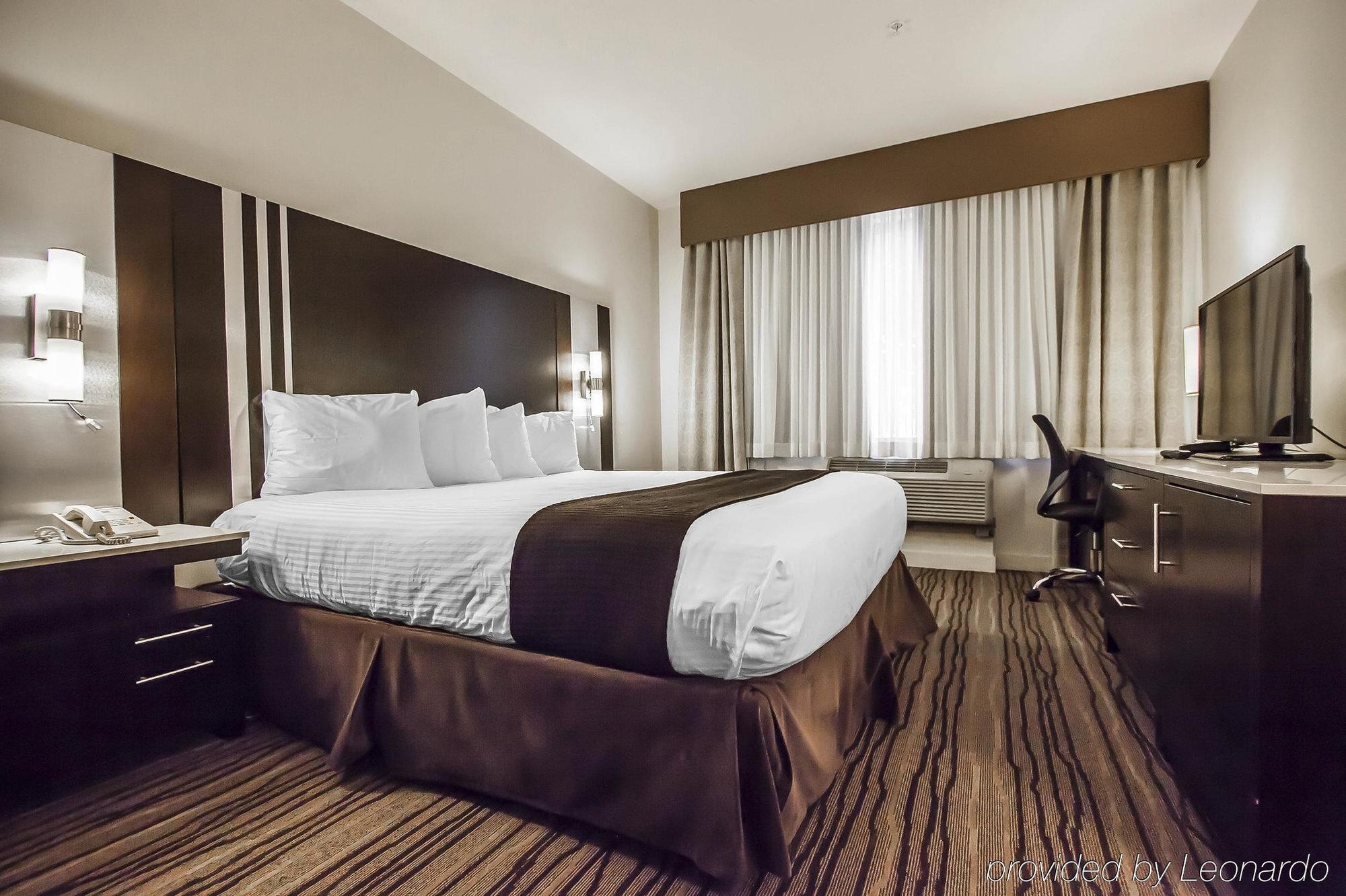 Quality Hotel Airport South Ричмънд Екстериор снимка
