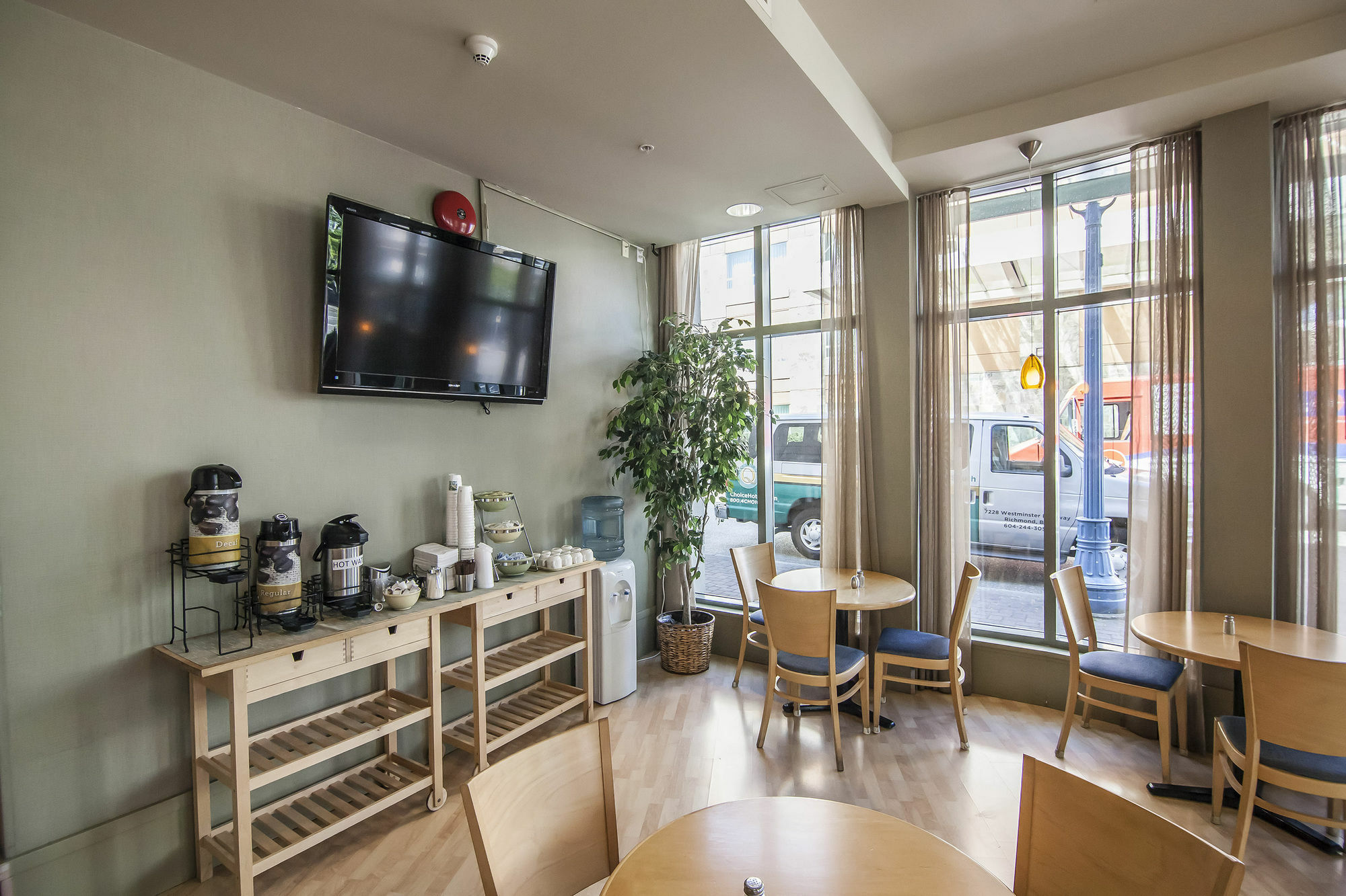 Quality Hotel Airport South Ричмънд Екстериор снимка